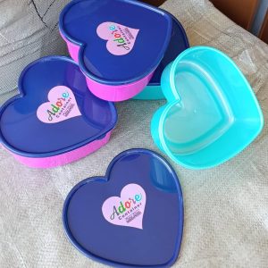gamelle en plastique forme cœur – pratique et design mignon
