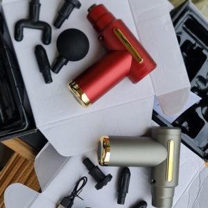 pistolet de massage à 4 têtes interchangeables – soulagement et détente musculaire