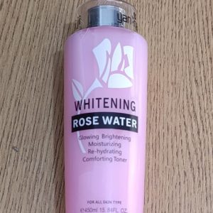eau de rose Éclaircissante – tonifiante, hydratante & Éclat du teint