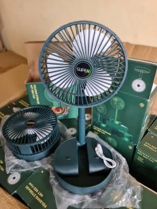 Mini Ventilateur Rechargeable Pliable 2-en-1 – Portable avec Support Téléphone Intégré