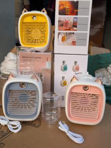 Mini Ventilateur Humidificateur USB 2 en 1 – Portable, Silencieux & Rechargeable Design Mignon 🐱