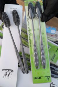 Lave Verres & Biberons en Silicone – Lot de 2 Pièces